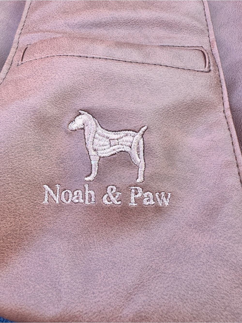 NWOT Noah and Paw Satchel/Carrier -soft lining - Picture 5 of 11